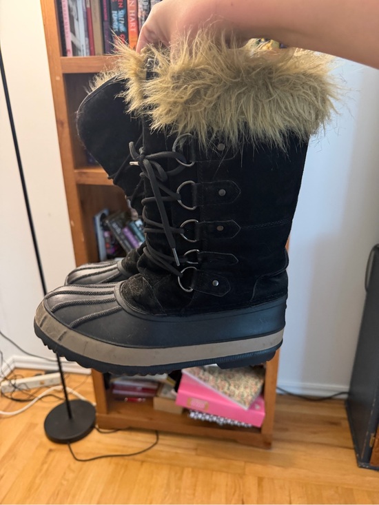 Falls Creek Shoes - Falls Creek Black Winter Lace-Up Boots with Faux Fur Cuff